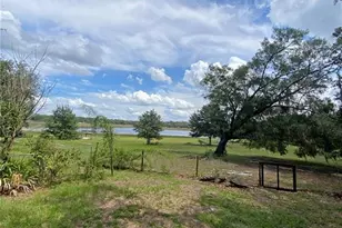 148 Swan Lake Dr, Melrose, FL 32666 - Photo 22