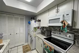 7200 SW 8th Ave, Gainesville, FL 32607 - Photo 8