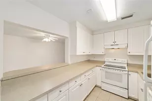 501 SW 75th St, Gainesville, FL 32607 - Photo 14