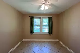 1033 NW 22nd Ave, Gainesville, FL 32609 - Photo 16