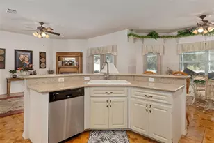 8921 W Wauchula Dr, Crystal River, FL 34428 - Photo 14