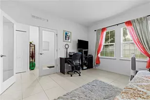 24656 NW 7th Ln, Newberry, FL 32669 - Photo 10