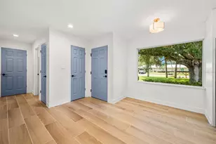 11280 W Bayshore Dr, Crystal River, FL 34429 - Photo 8