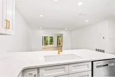 11280 W Bayshore Drive #66, Crystal River, FL 34429 - Photo 6