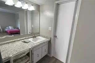 2510 SW 14th Dr, Gainesville, FL 32608 - Photo 40