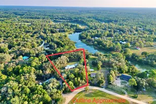 137 Oak Circle, Interlachen, FL 32148 - Photo 4