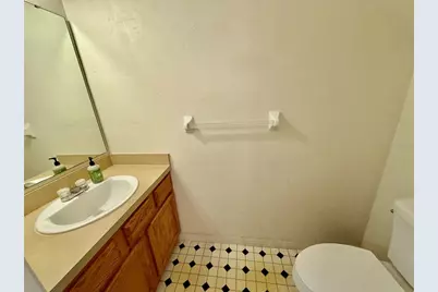 3901 SW 20th Avenue #107, Gainesville, FL 32607 - Photo 8