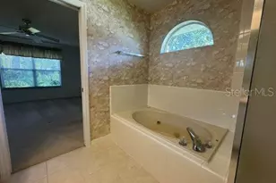 10316 NW 13th Ave, Gainesville, FL 32606 - Photo 14