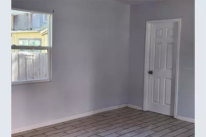 422 NW 9th Av, Gainesville, FL 32602 - Photo 4