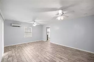 929 SE 9th Pl, Gainesville, FL 32601 - Photo 6