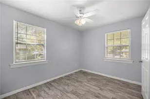 929 SE 9th Pl, Gainesville, FL 32601 - Photo 16