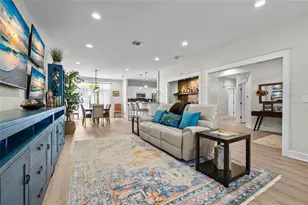 127 NE 3rd St, Gainesville, FL 32601 - Photo 4