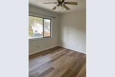 6130 SW 8th Lane, Gainesville, FL 32607 - Photo 10