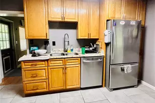 528 NW 36th St, Gainesville, FL 32607 - Photo 6