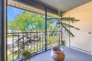 10199 Sailwinds Blvd S, Largo, FL 33773 - Photo 22