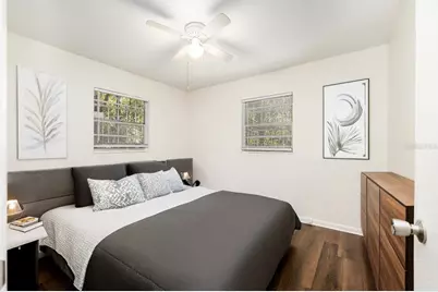 2511 NE 3rd Place, Gainesville, FL 32641 - Photo 18