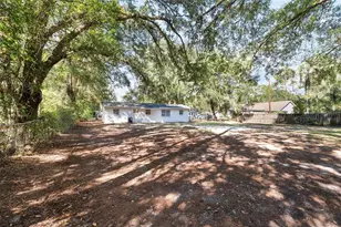 2511 NE 3rd Pl, Gainesville, FL 32641 - Photo 24