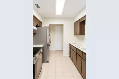 1601 NE 28th Avenue, Gainesville, FL 32609 - Photo 8