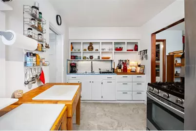 847 NE 7th Place, Gainesville, FL 32601 - Photo 8