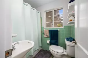 847 NE 7th Pl, Gainesville, FL 32601 - Photo 12