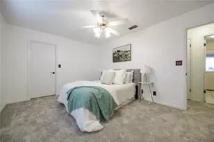 8476 NW 37th Dr, Gainesville, FL 32653 - Photo 24