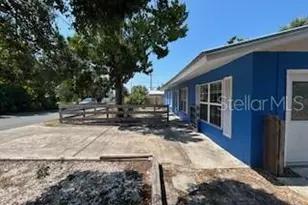 12303 Cedar St, Cedar Key, FL 32625 - Photo 16