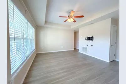 2738 SE 21st Road, Gainesville, FL 32641 - Photo 2