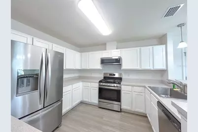 2738 SE 21st Road, Gainesville, FL 32641 - Photo 4