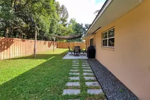 741 NW 36th St, Gainesville, FL 32607 - Photo 28