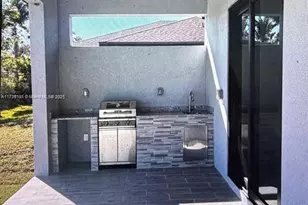 2717 NW 42nd Ave, Cape Coral, FL 33993 - Photo 10