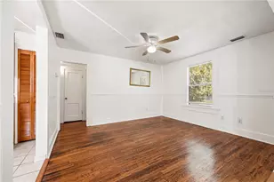 1241 NW 35th Ave, Gainesville, FL 32609 - Photo 6