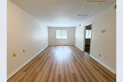 109 SE 16th Avenue #Q301, Gainesville, FL 32601 - Photo 4