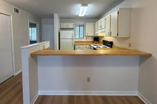 109 SE 16th Ave, Gainesville, FL 32601 - Photo 2