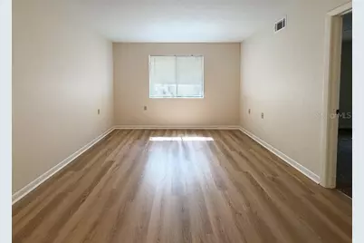 109 SE 16th Avenue #Q301, Gainesville, FL 32601 - Photo 12