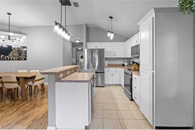 6237 NW 109th Place, Alachua, FL 32615 - Photo 10