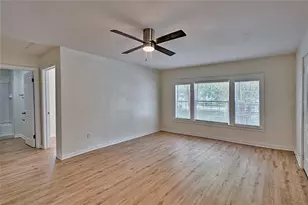 209 SE 47th St, Gainesville, FL 32641 - Photo 4