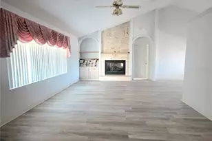 93 Hickory Loop, Ocala, FL 34472 - Photo 4