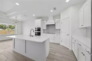 6702 SW 10th Ln, Gainesville, FL 32607 - Photo 10