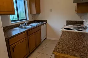 625 SW 67th Terrace, Gainesville, FL 32607 - Photo 4