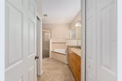 8940 SW 76th Avenue, Gainesville, FL 32608 - Photo 36