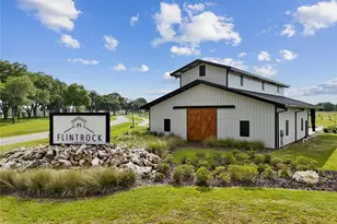 5827 SW 124th Wy, Archer, FL 32618 - Photo 4