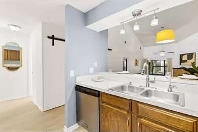 2742 NW 39th Drive, Gainesville, FL 32606 - Photo 12