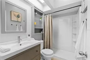 2742 NW 39th Dr, Gainesville, FL 32606 - Photo 16