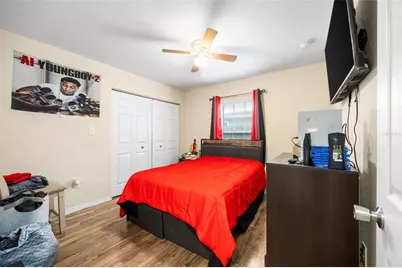 1322 NE 1st Avenue, Gainesville, FL 32641 - Photo 16