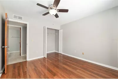 2360 SW Archer Road #506, Gainesville, FL 32608 - Photo 16