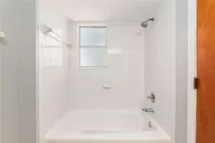 2360 SW Archer Rd, Gainesville, FL 32608 - Photo 18