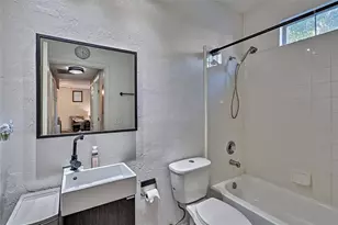 5083 NW 1st Pl, Gainesville, FL 32607 - Photo 16