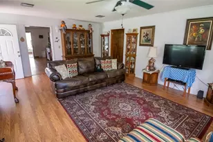 150 SW Fairway Dr, Keystone Heights, FL 32656 - Photo 4