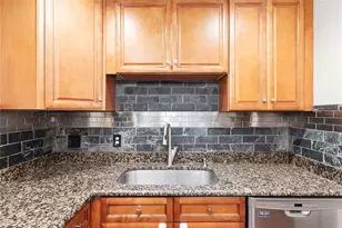 630 NW 34th St, Gainesville, FL 32607 - Photo 18