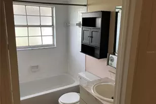 8229 Fairways Cir, Ocala, FL 34472 - Photo 8